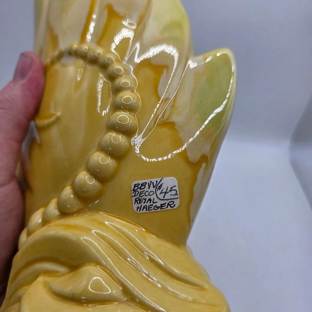 Vintage Royal Haeger Yellow Leaf Vase MCM Sculptural Art Pottery USA Large